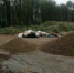 Нешуточный конфликт вокруг вывоза отходов разгорелся во дворе дома 63 по улице Бейвеля в Челябинске. Один из активных жителей новостройки, возмущенный тем, что бак переполнен, отвез его к дверям управляющей компании. Естественно, таким демаршем заинтересовались многие СМИ. Материалы вышли во множестве изданий, журналисты пытались разобраться в ситуации, приводили объяснение поступка, которые активный житель дал в соцсетях, брали комментарии у управляющей компании. - Пластовский район