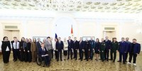 Губернатор Алексей Текслер принял участие в торжественном мероприятии, посвященном 15-летию института Уполномоченного по правам человека в Челябинской области, и вручил региональные награды работникам ведомства. - Пластовский район
